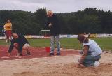 Kamprichter an der Weitsprunggrube